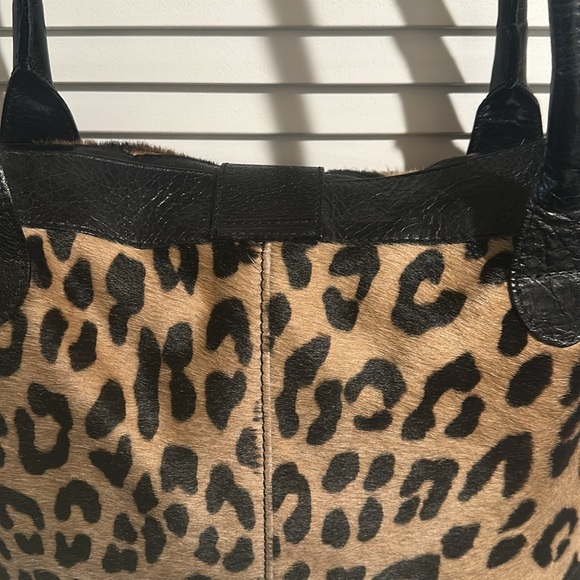 EUC Maurizio Taiuti Genuine Leather Leopard Print Handbag/Shoulder bag/Tote bag. - Picture 4 of 14